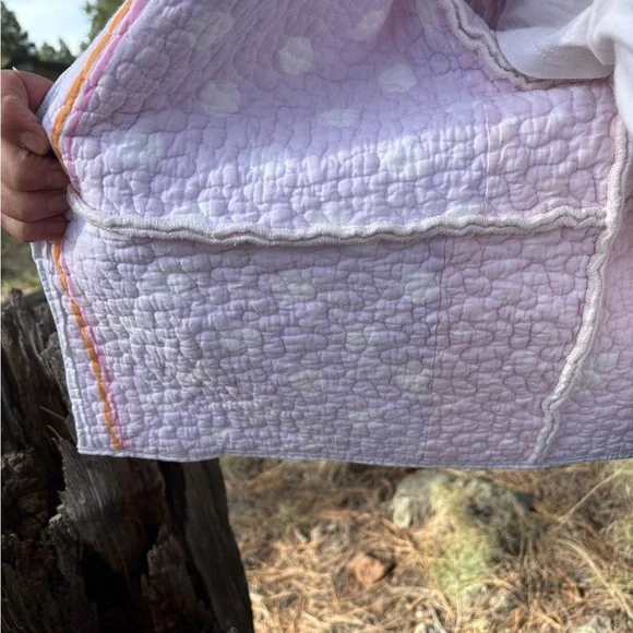 Upcycled from a quilt pastel pink and flower crop jacket - Picture 7 of 11